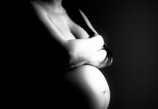 Dani.Pregnancy.Portrait.2014.800px0007